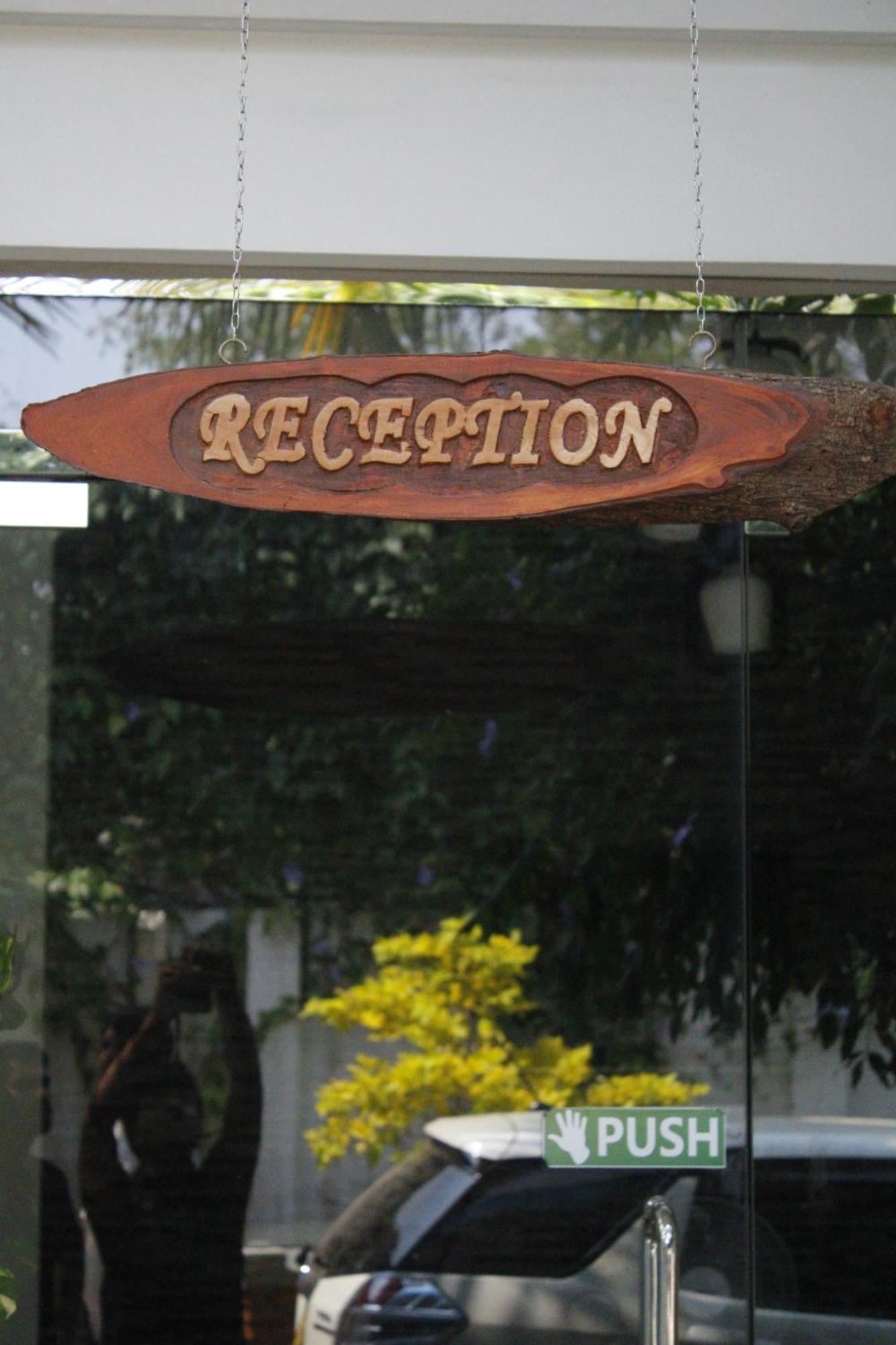 Airport J Dream Resort Dewamottawa Exterior photo